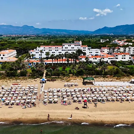Marina Club Hotel 4*