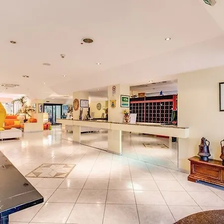 Hotel Marina Club 4*