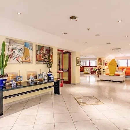 Hotel Marina Club Baia Domizia