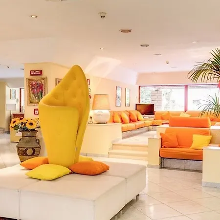 Hotel Marina Club 4*