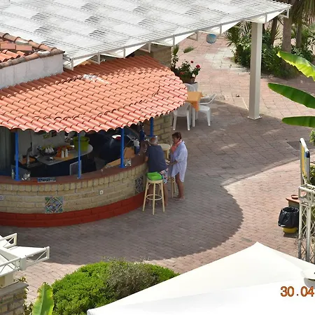 Marina Club Hotel Baia Domizia