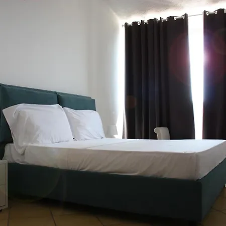 Hotell Marina Club Baia Domizia