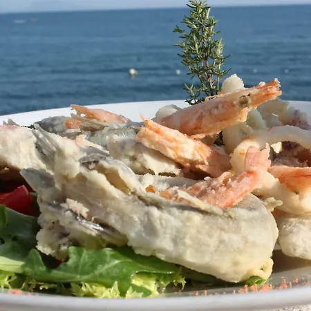 Hotell Marina Club Baia Domizia