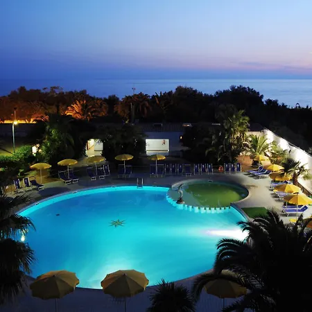 Hotell Marina Club 4*